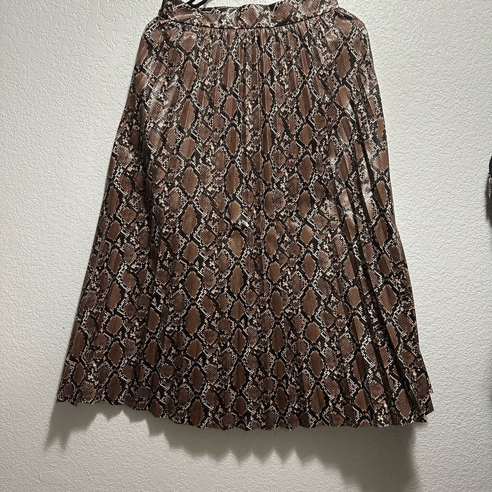 Zara Brown Snake-Print Pleated Midi Skirt - Picture 14 of 17
